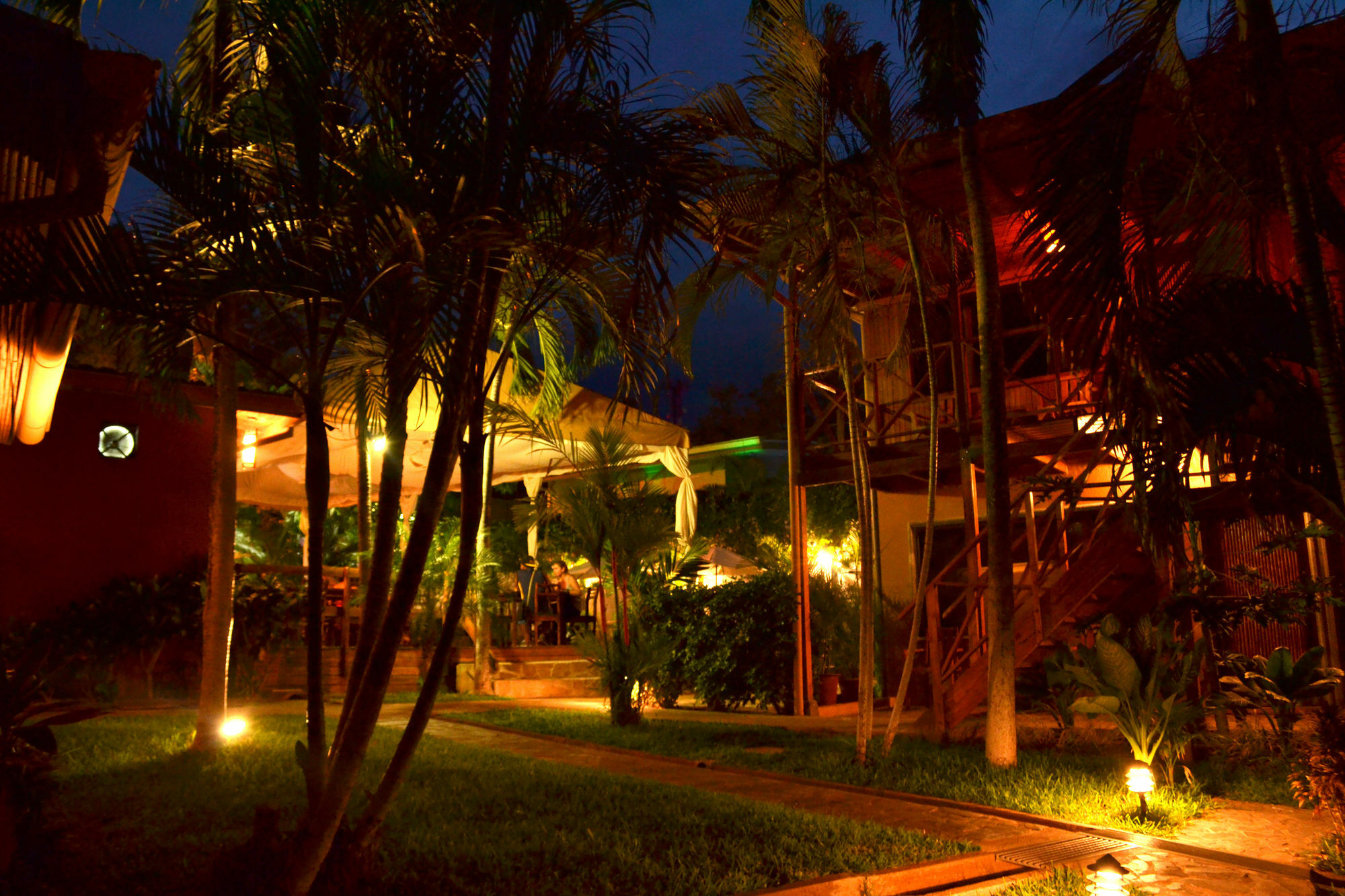 Hotel Arco Iris Tamarindo Exterior foto